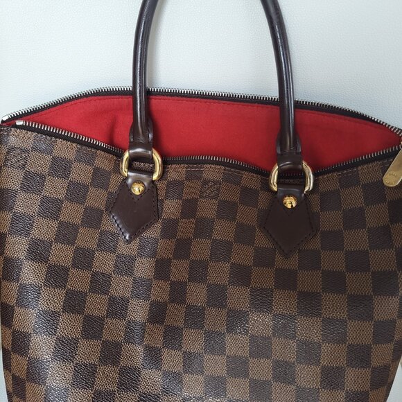 Authentic Louis Vuitton Vintage Bag - Picture 2 of 3